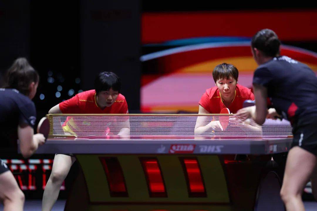 林诗栋再赢皮切福德，中国队8战全胜 | 国乒多哈5月18日成绩汇总
